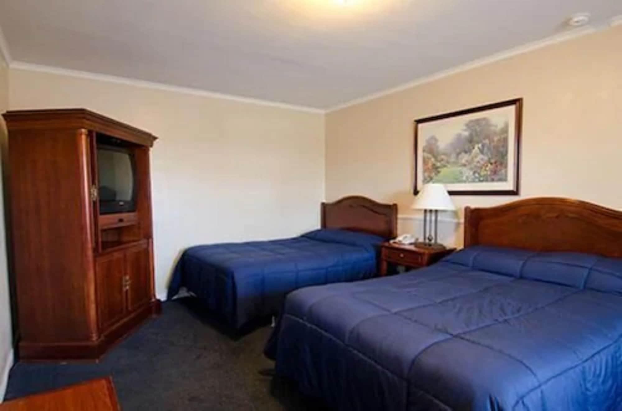 Alpine Inn & Suites Рокфорд Екстериор снимка