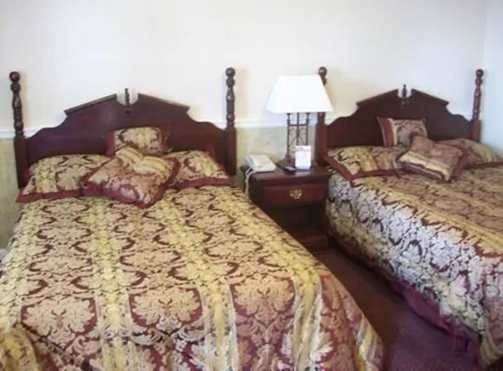 Alpine Inn & Suites Рокфорд Екстериор снимка