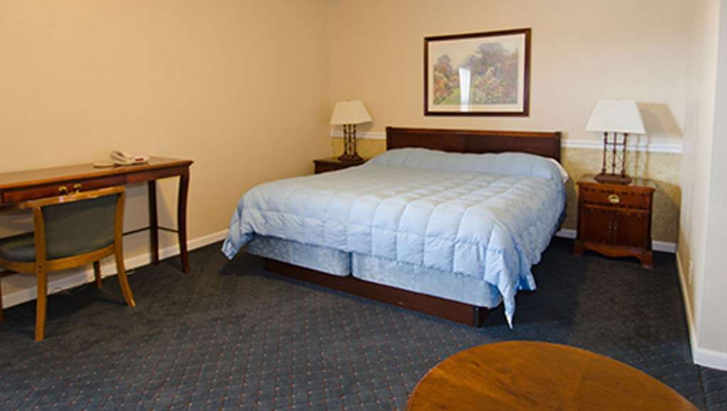 Alpine Inn & Suites Рокфорд Стая снимка