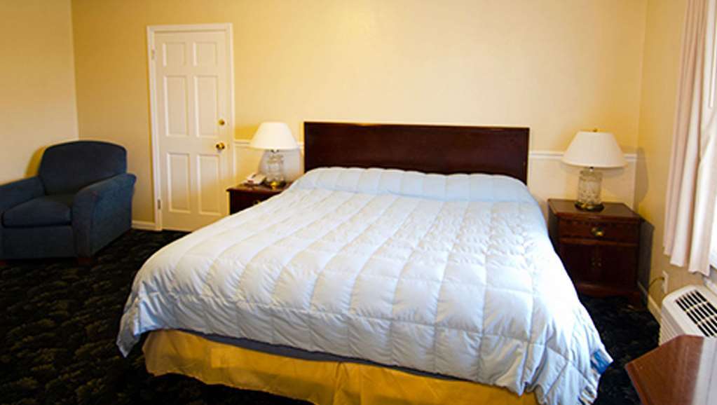 Alpine Inn & Suites Рокфорд Стая снимка