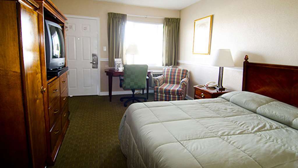Alpine Inn & Suites Рокфорд Стая снимка