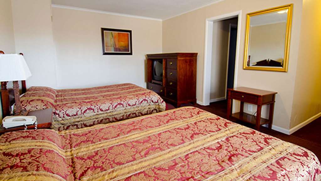 Alpine Inn & Suites Рокфорд Стая снимка